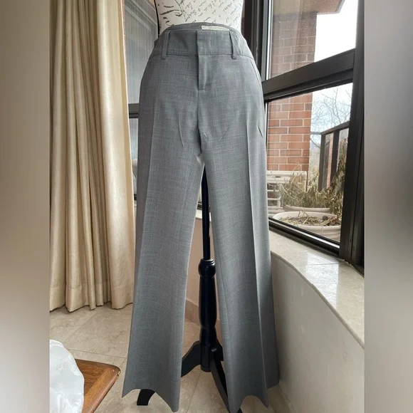 Wide leg ya-ya pants size 0
Great for spring and summer
Like new condition - Picture 1 of 7